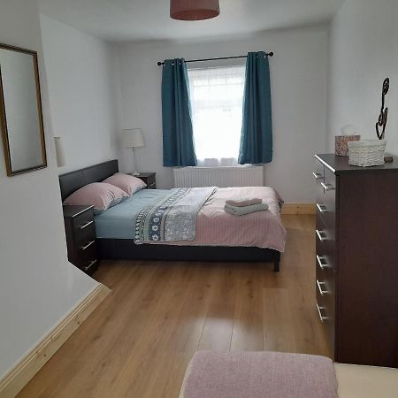 Central Town Apartment 웩스퍼드 외부 사진